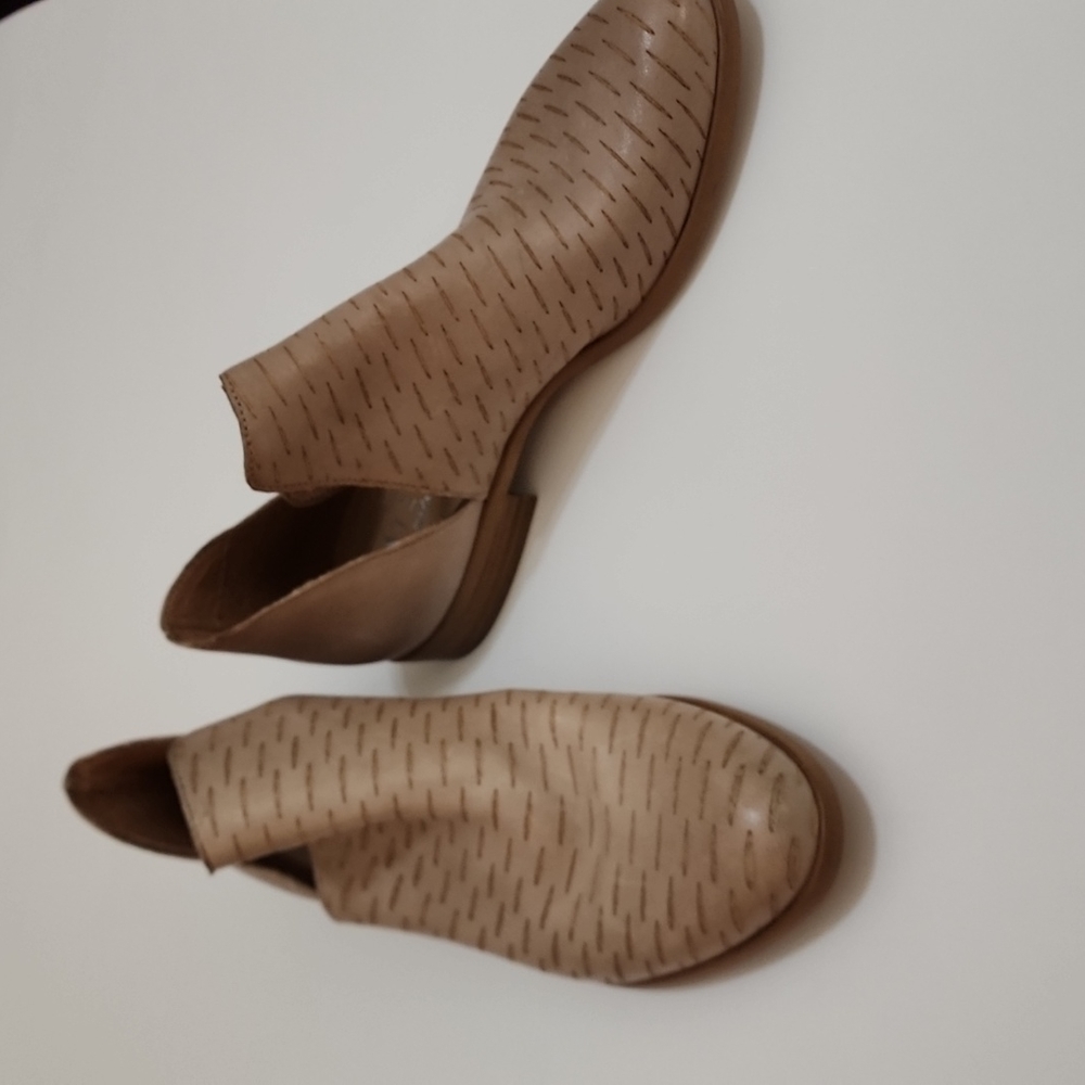 Ateliers Booties